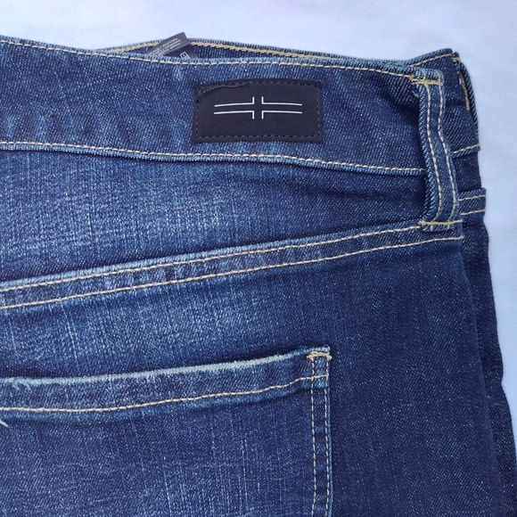 NWOT Liverpool High-Rise Straight Leg Jeans - Picture 2 of 6